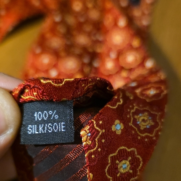 Harry Rosen Red Patterned Men's Tie - Picture 5 of 8